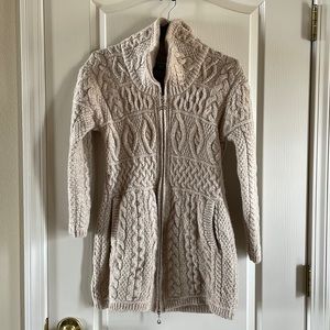 Genuine around cross 100% merino wool women’s sweater from Ireland